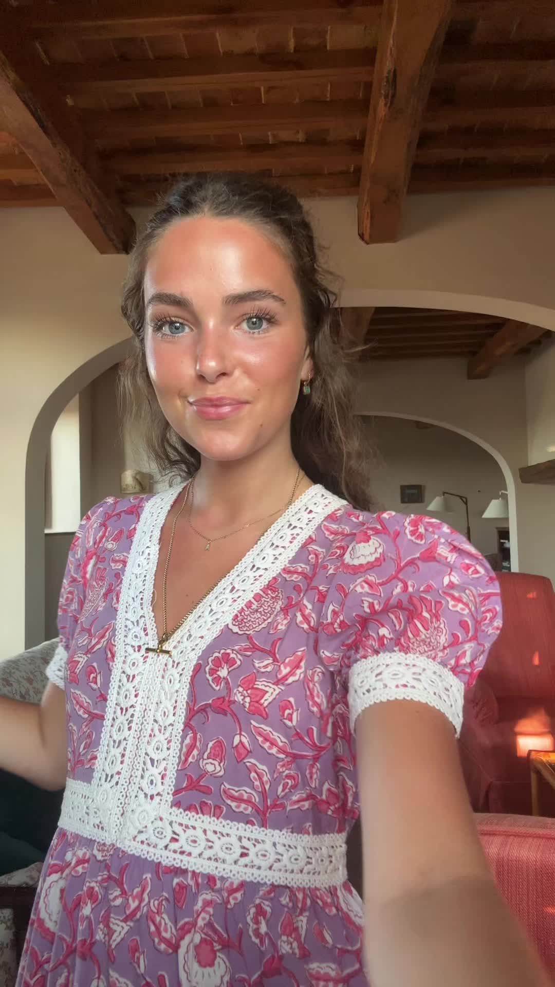 @TanAddict2000🌟🌟🌟🌟
