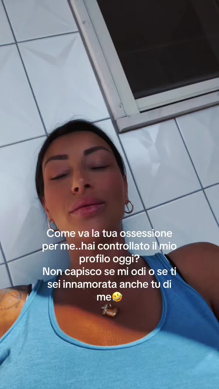 @Luisana-S-C-C.