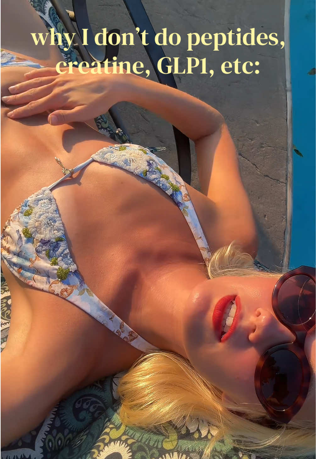 @thefangbarbie