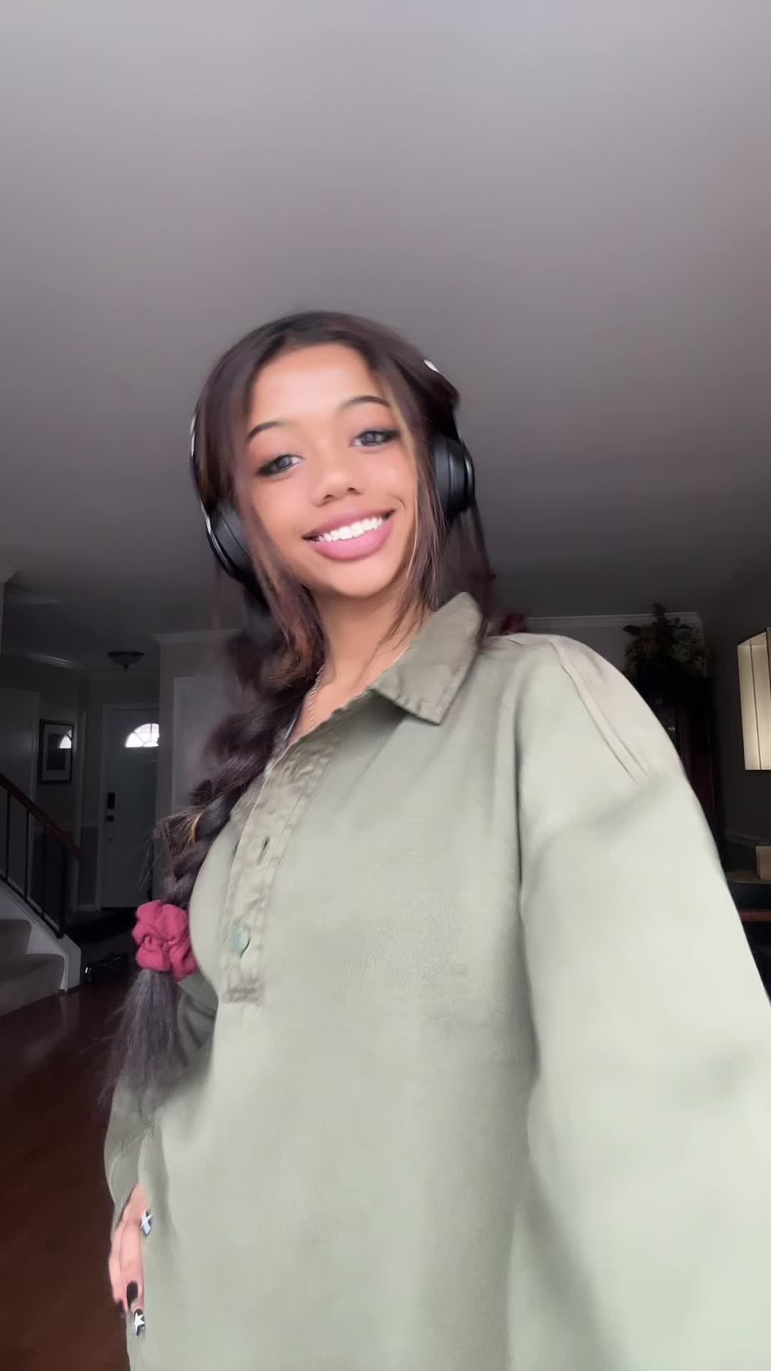 @Liv
