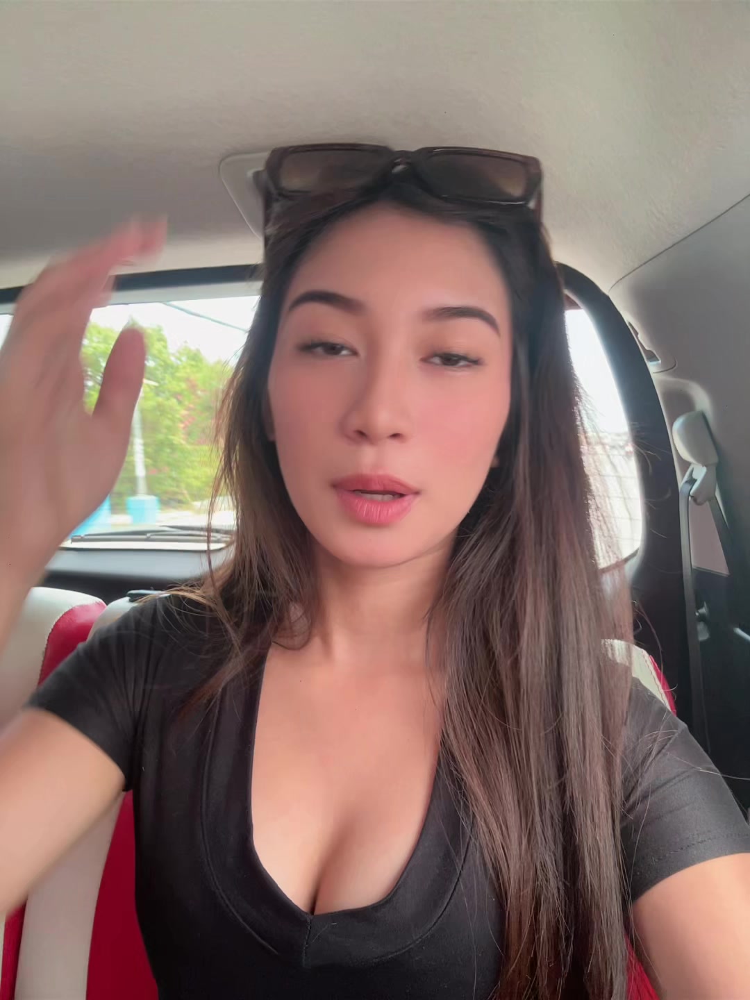 @deya
