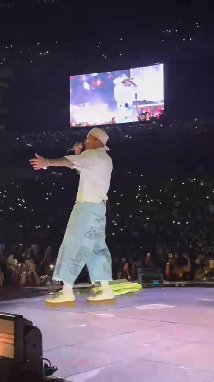 @Team Chris brown