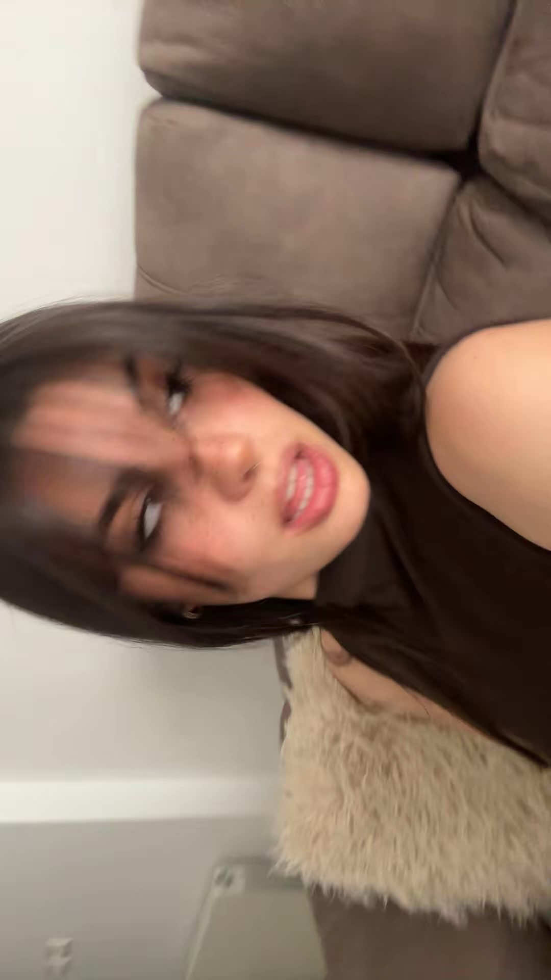 @.bæs.
