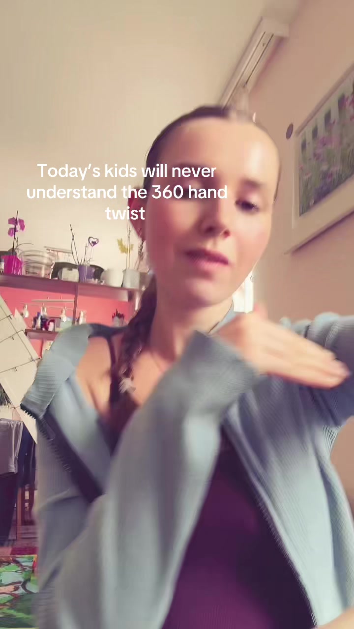 @✨