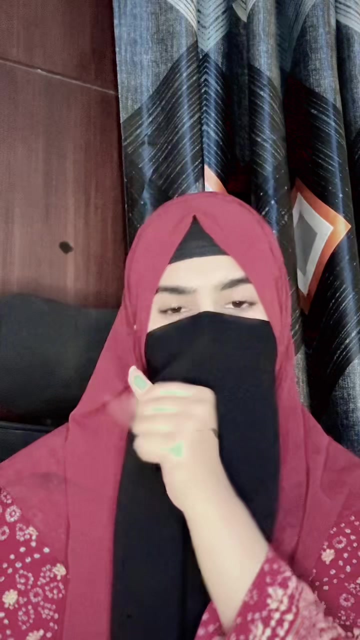 @𝘾𝙖𝙥𝙧𝙞𝙘𝙤𝙧𝙣♡