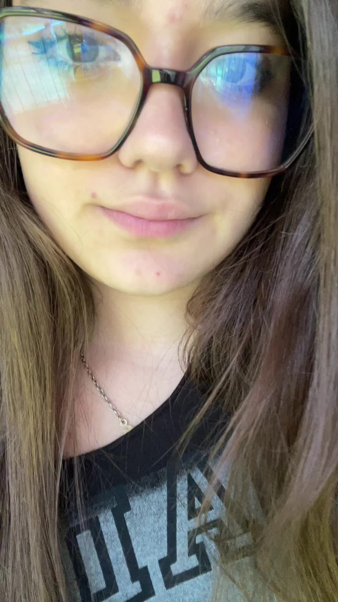 @𝓜𝓮&iuml;-𝓛𝓲 𝓛𝓸𝓾 💋