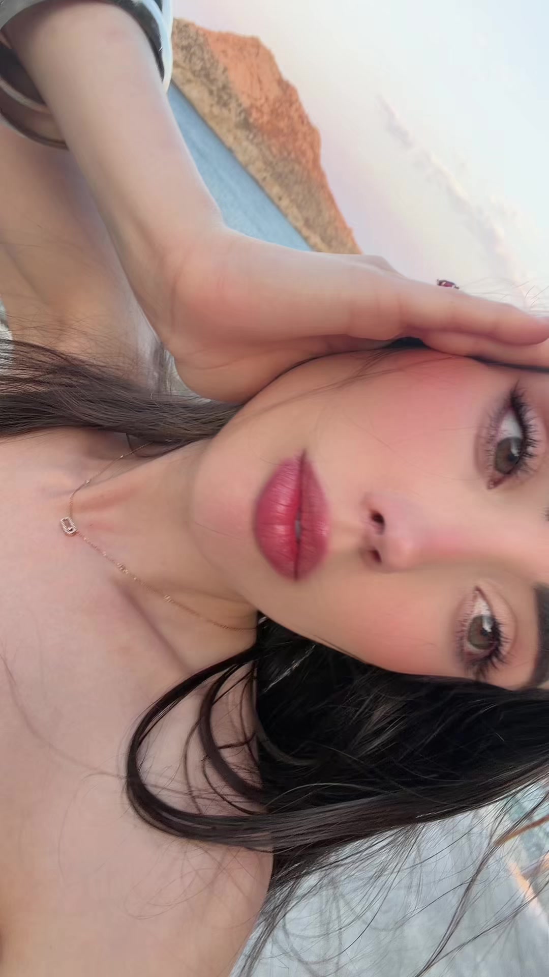 @Diveana hilewsky