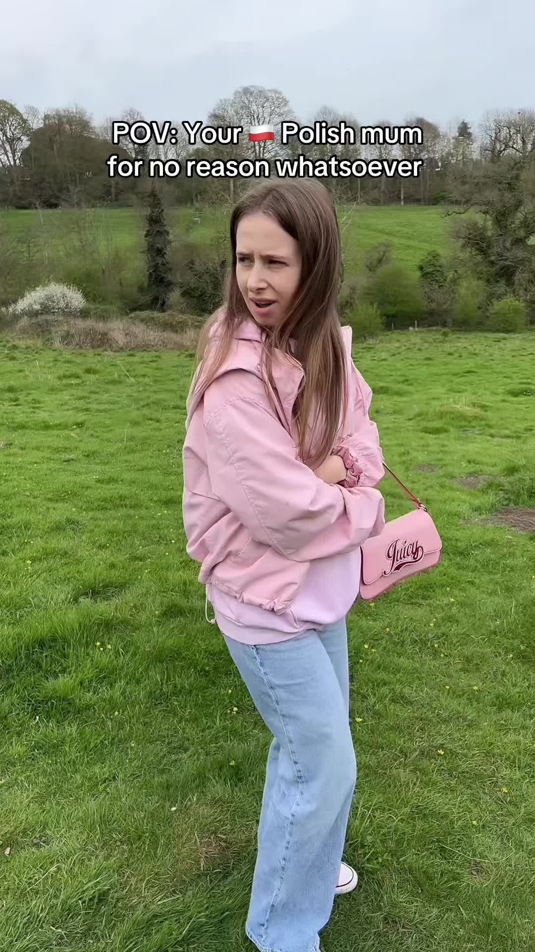 @zuzanova_