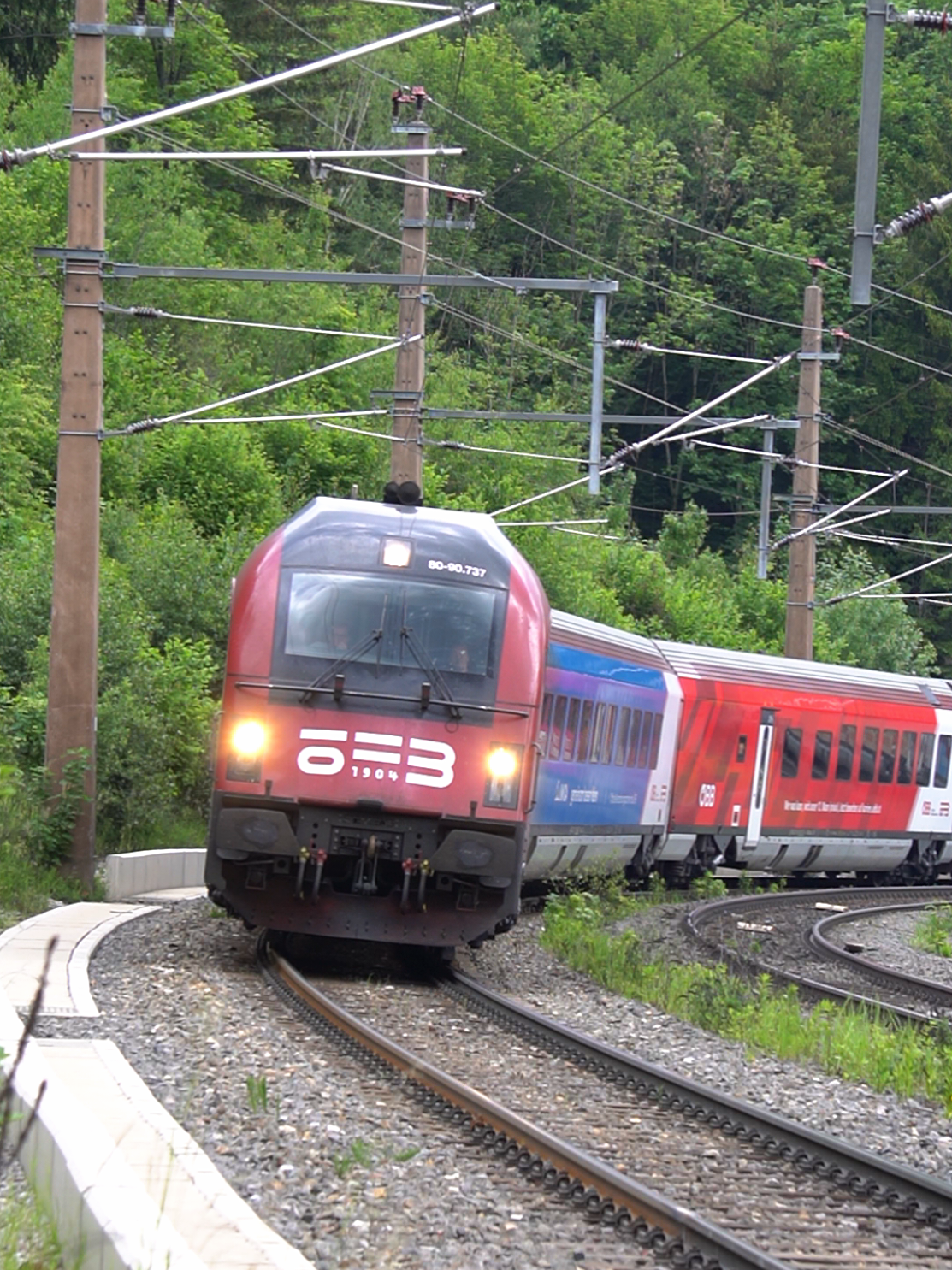 @Rail_rewind_spotter📼🏳️🌈