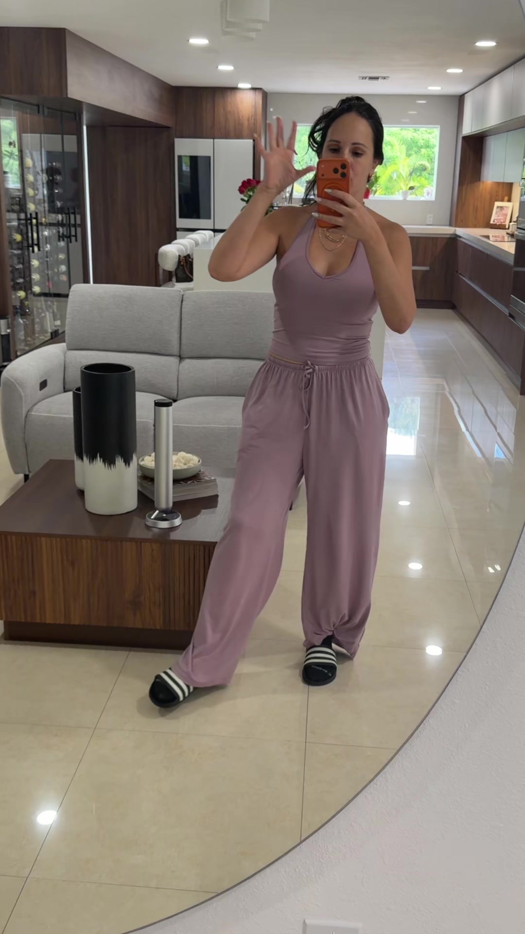 @Aniadys