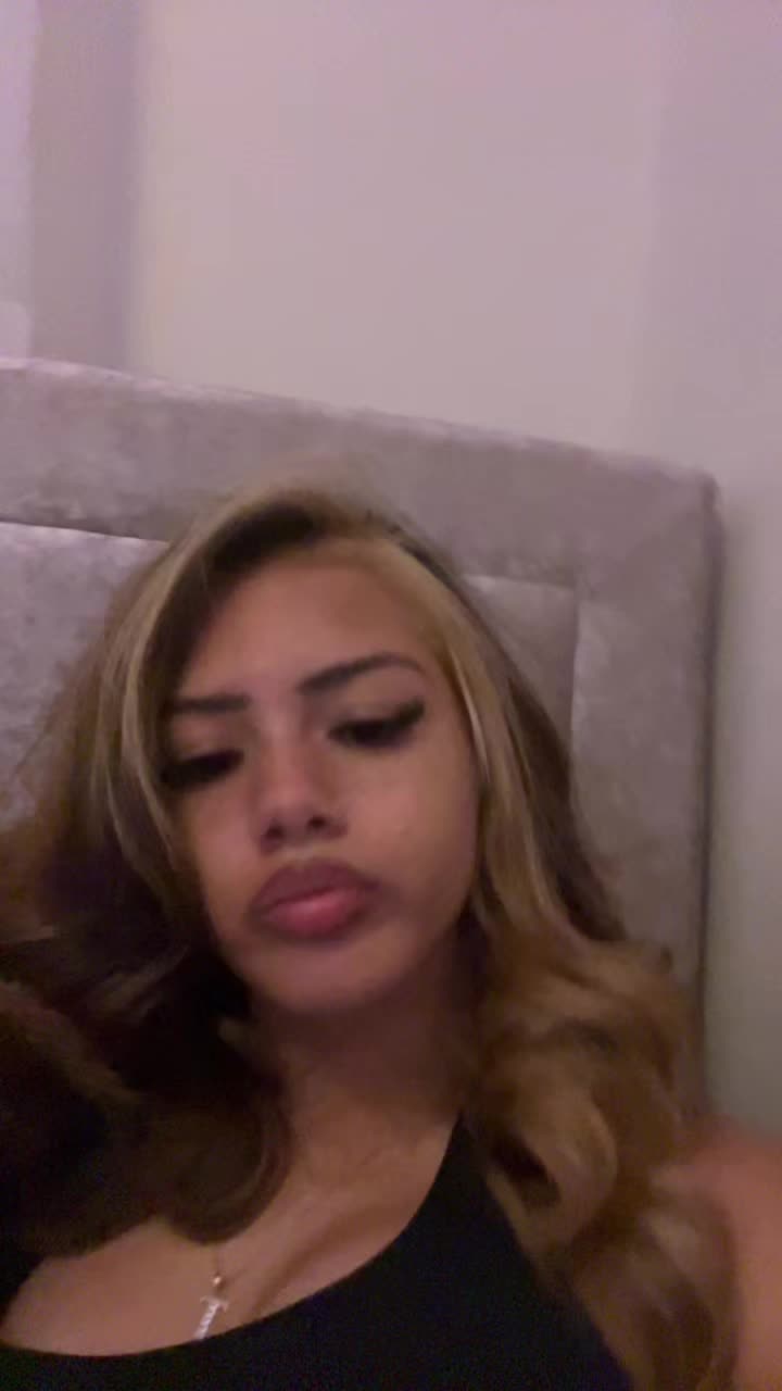 @𝐭𝐞𝐞𝐬𝐬𝐩𝐚𝐦ꨄ
