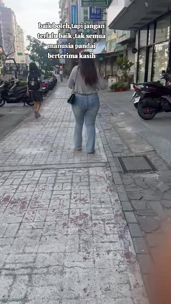 @AniBohay4