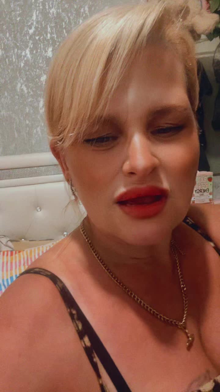 @nikki_19742