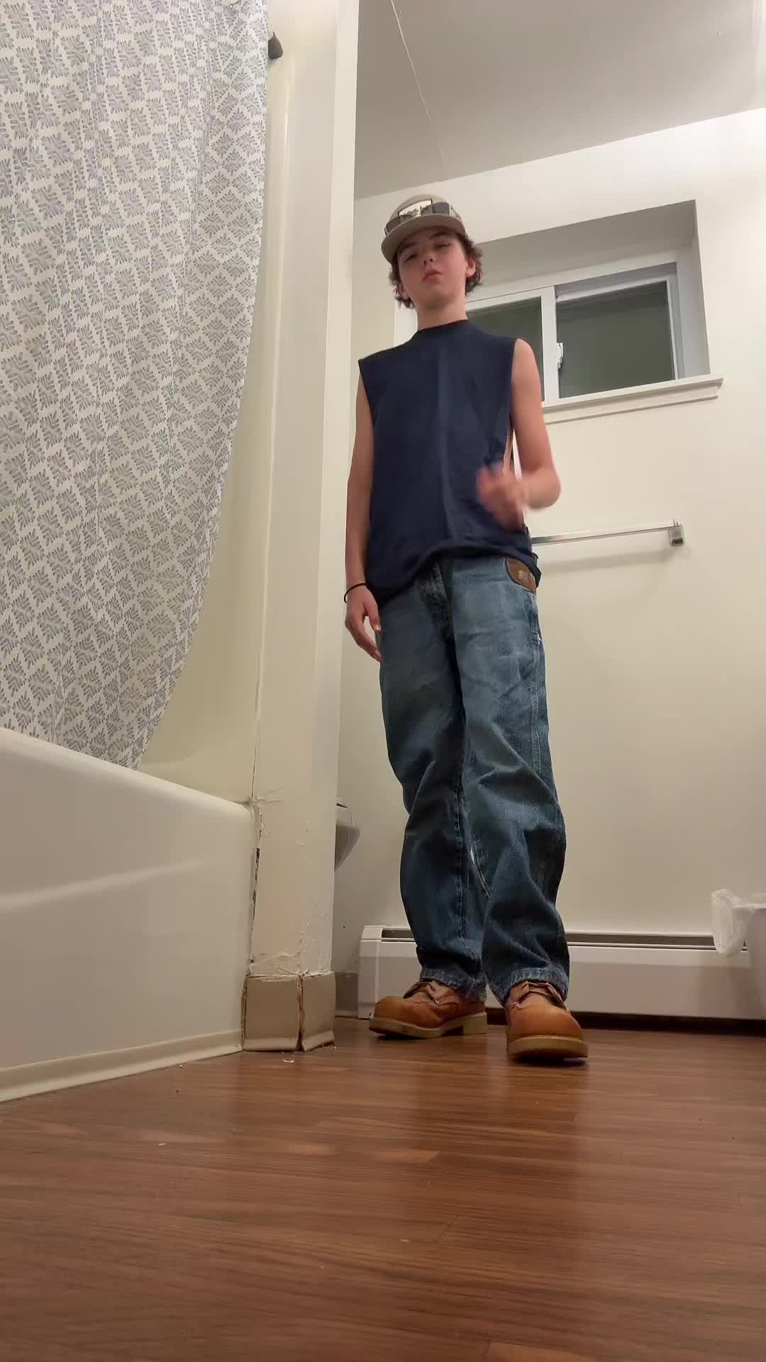 @skaterboiii