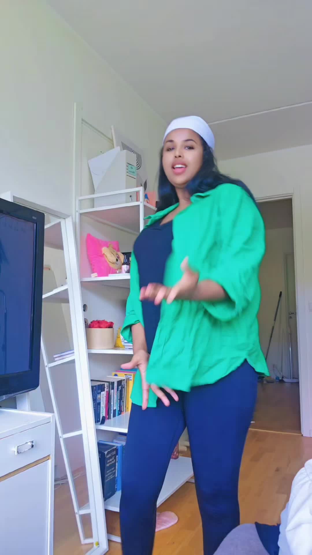 @Salma Riana