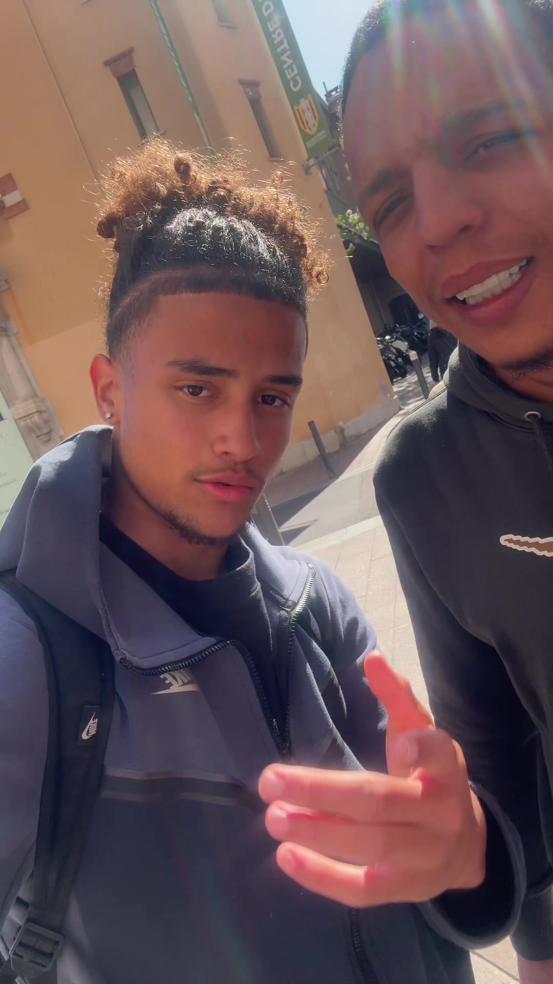 @Jwn_974