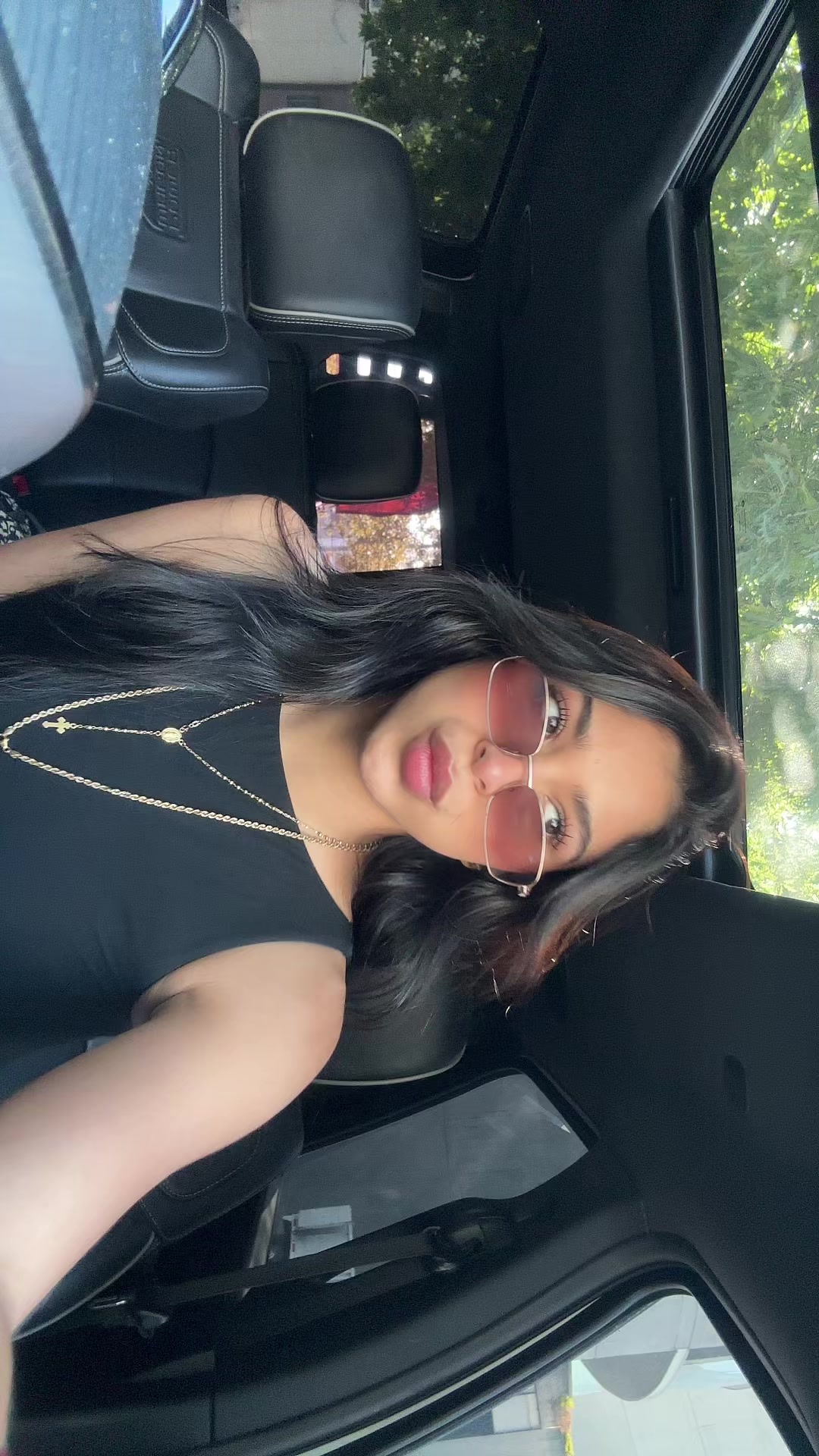 @crystalnevarez_