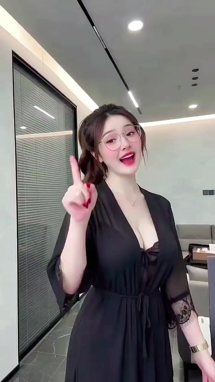 @KHÁNH VY