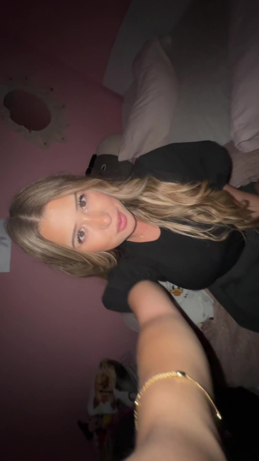 @ᴅᴀʀᴀ