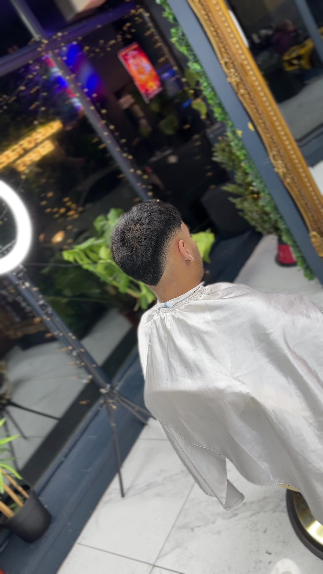 @House of fades