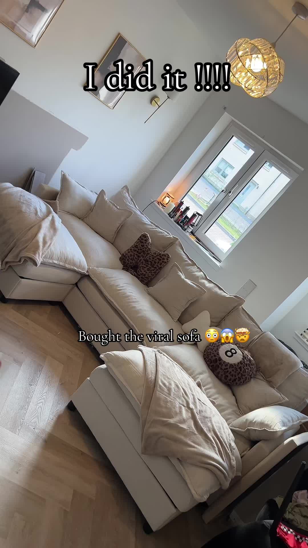 @Chelseaannisxox