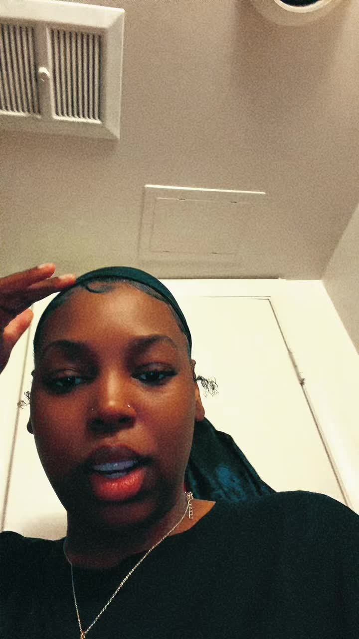 @SheTinkUnique🌻
