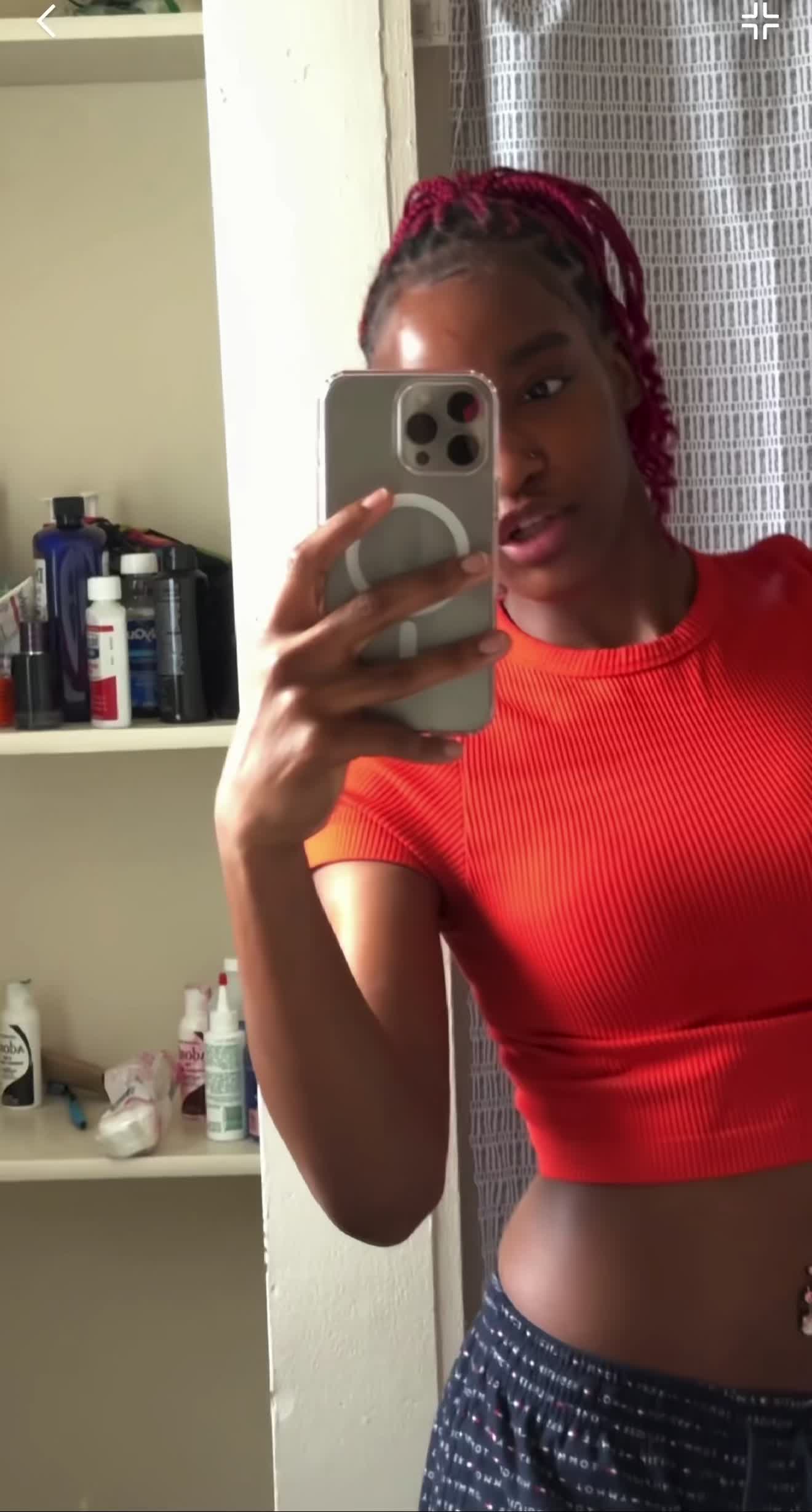 @Theyluvwayniece