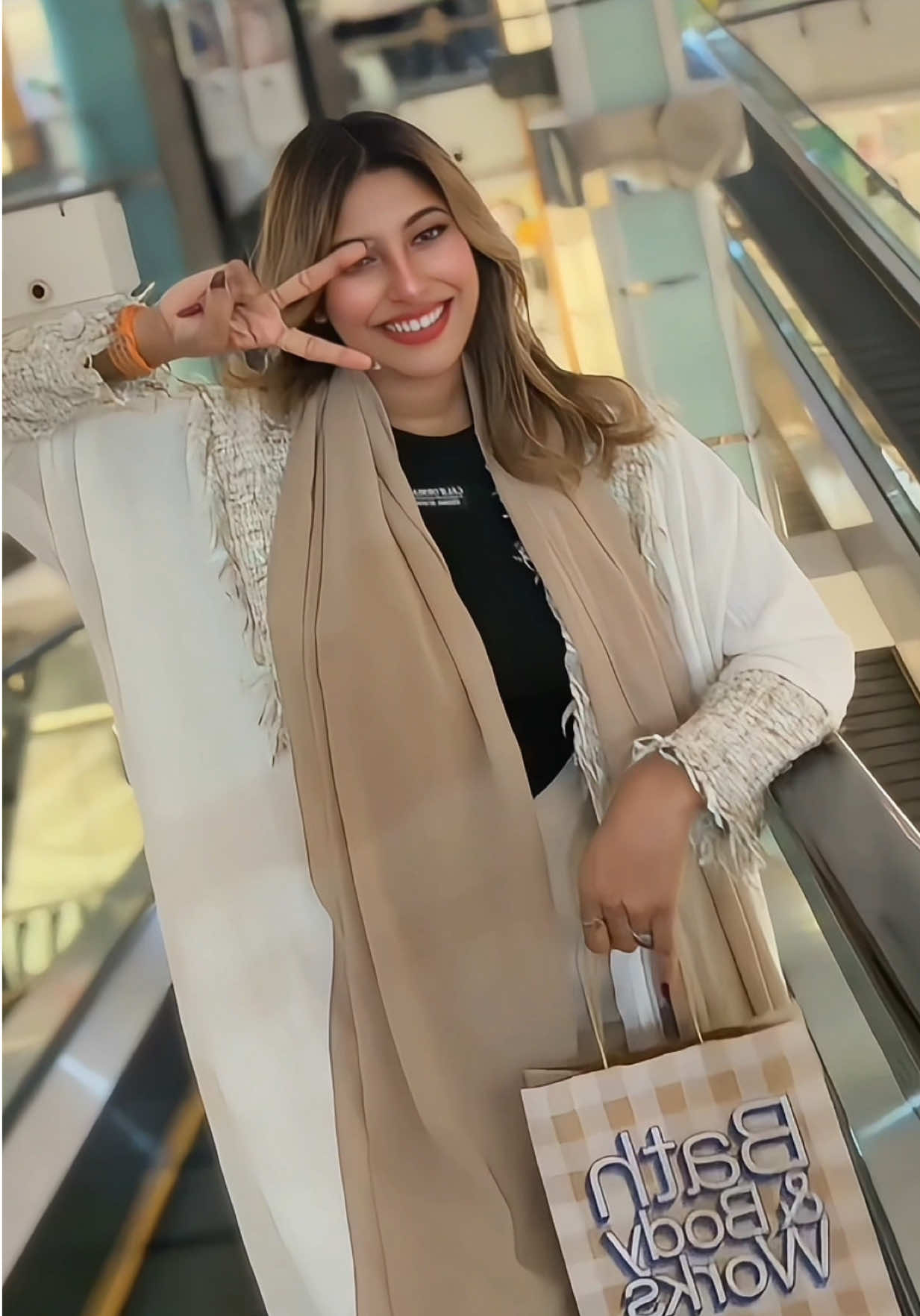 @rashi Fernando 🌻 🇱🇰📍 🇧🇭