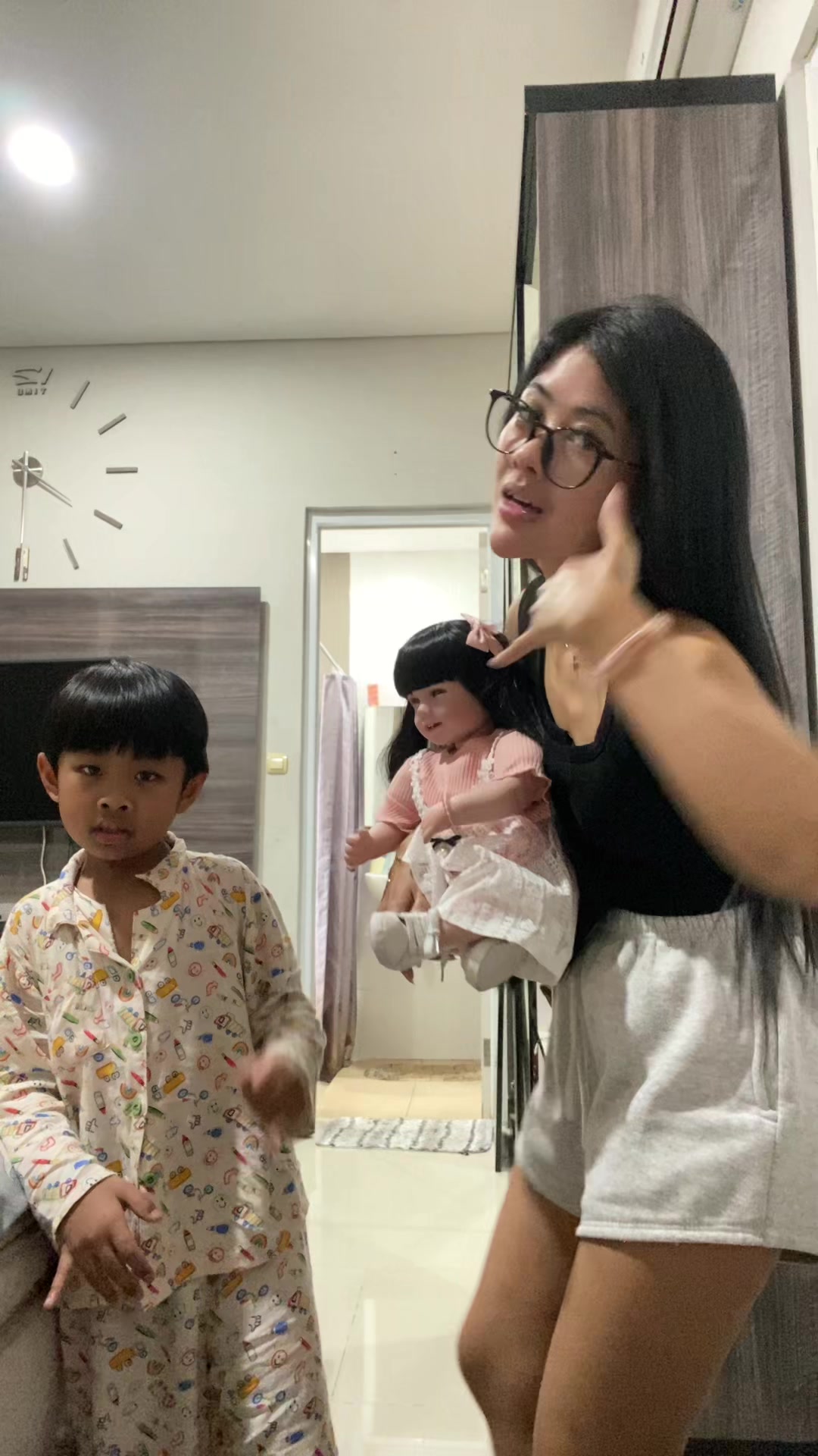 @FLO 🧸🍭