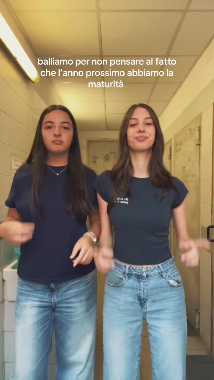 @sara_and_fraa