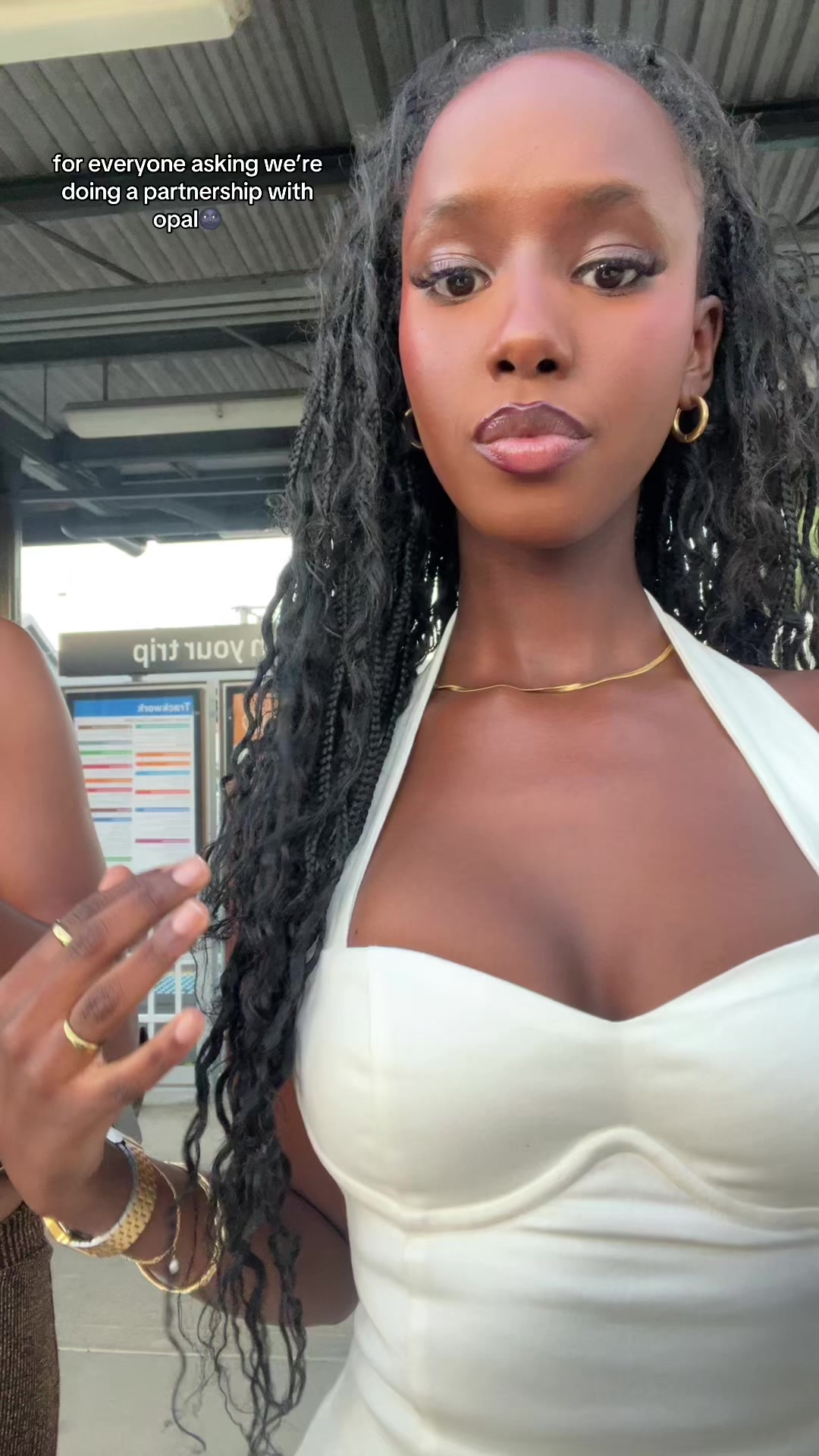 @jessicakazii
