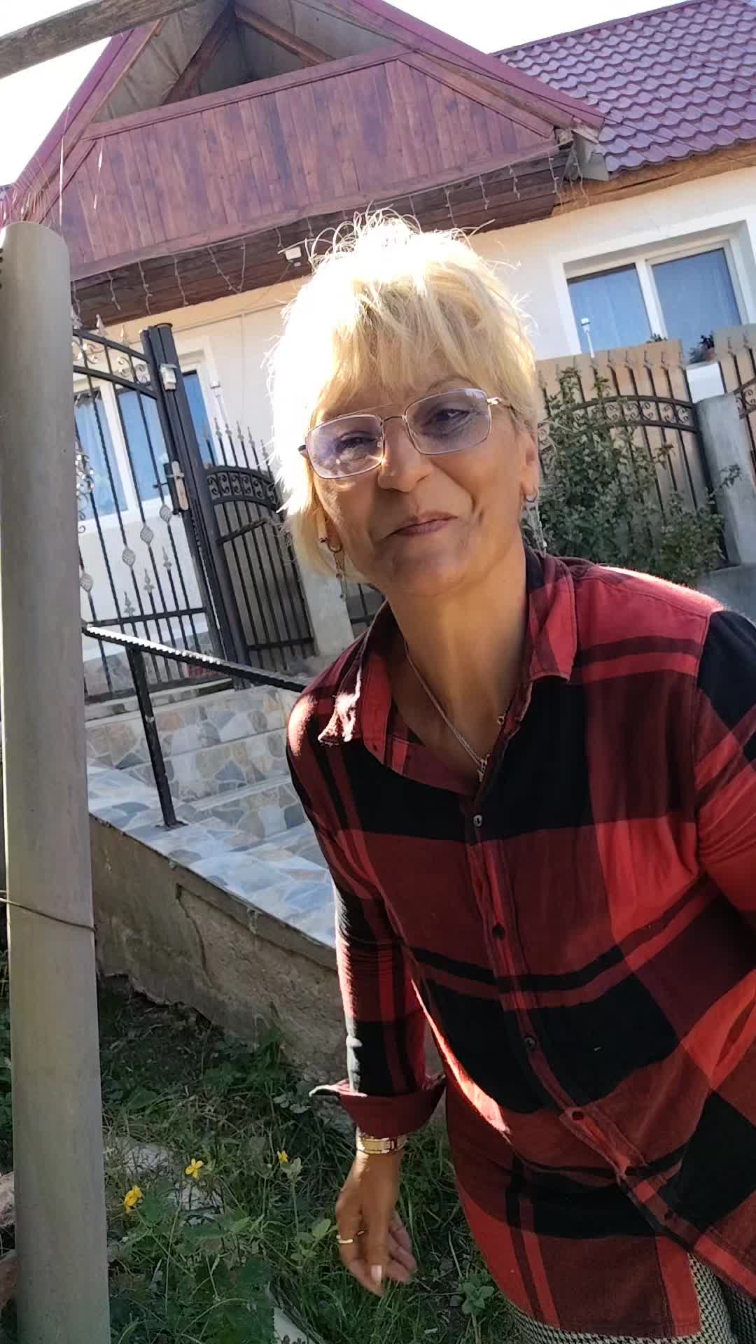 @ROZALIA