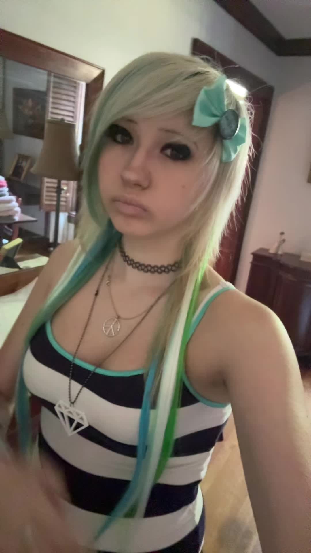 @🧁🍭Ellamayo💎☮️