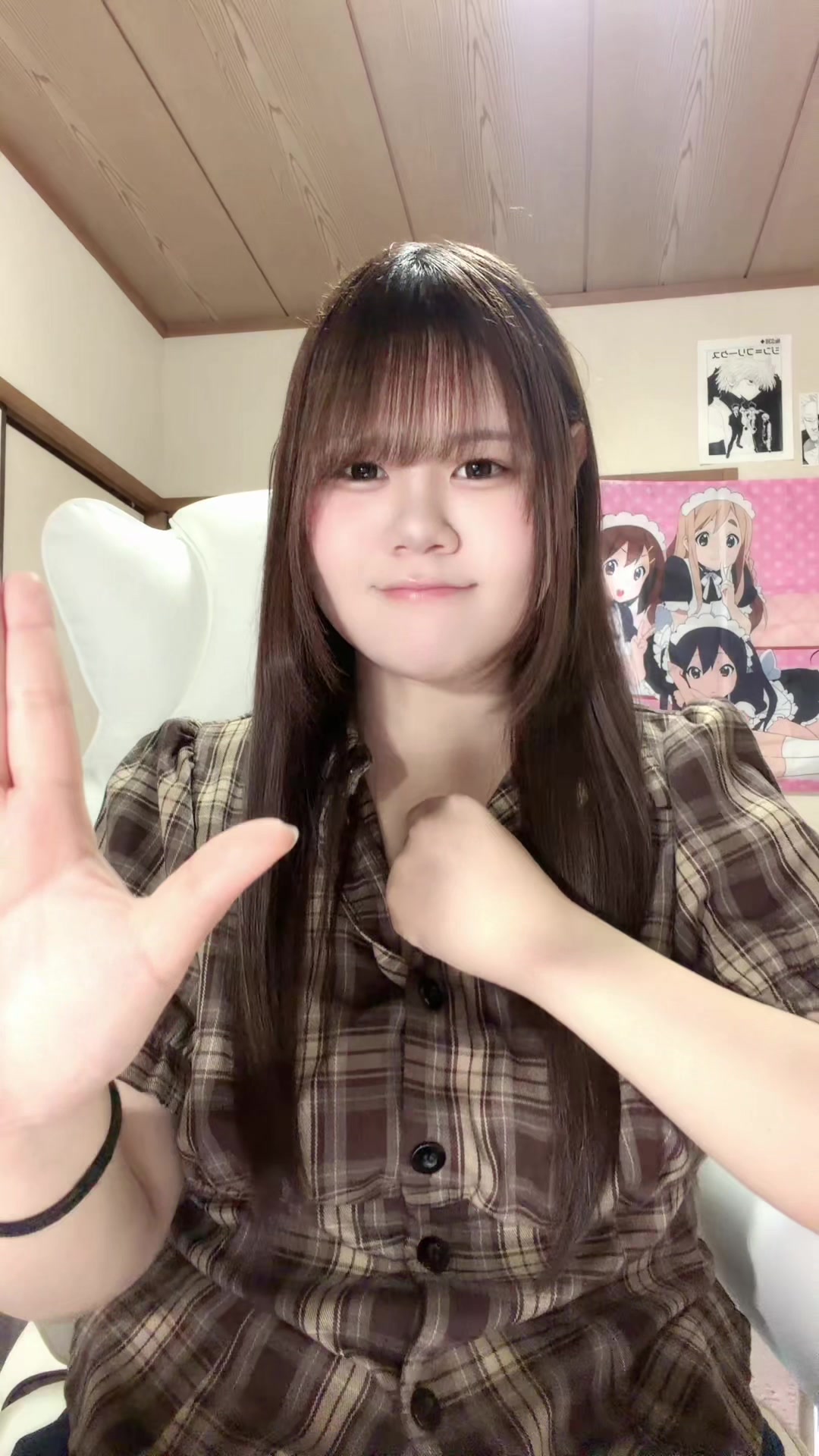 @すずきゆりあ