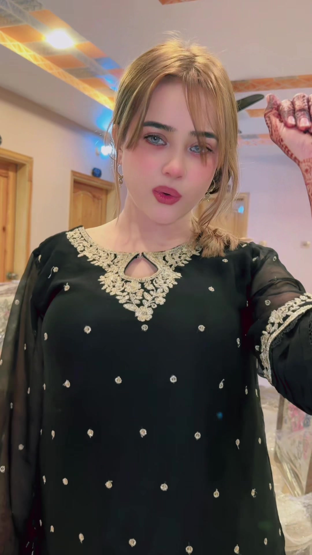 @MissWow