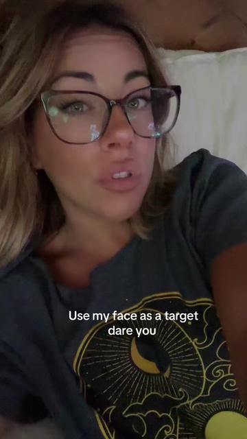 @Jmae