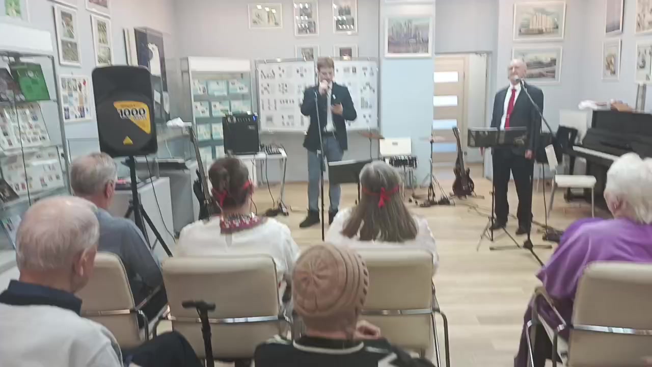 @Тень Сергея Есенина.