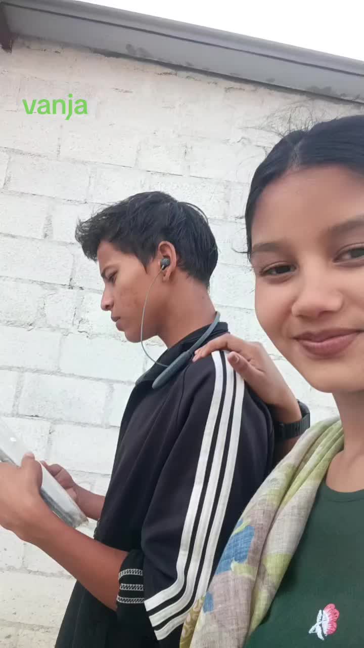 @karishma Shahi🕊️