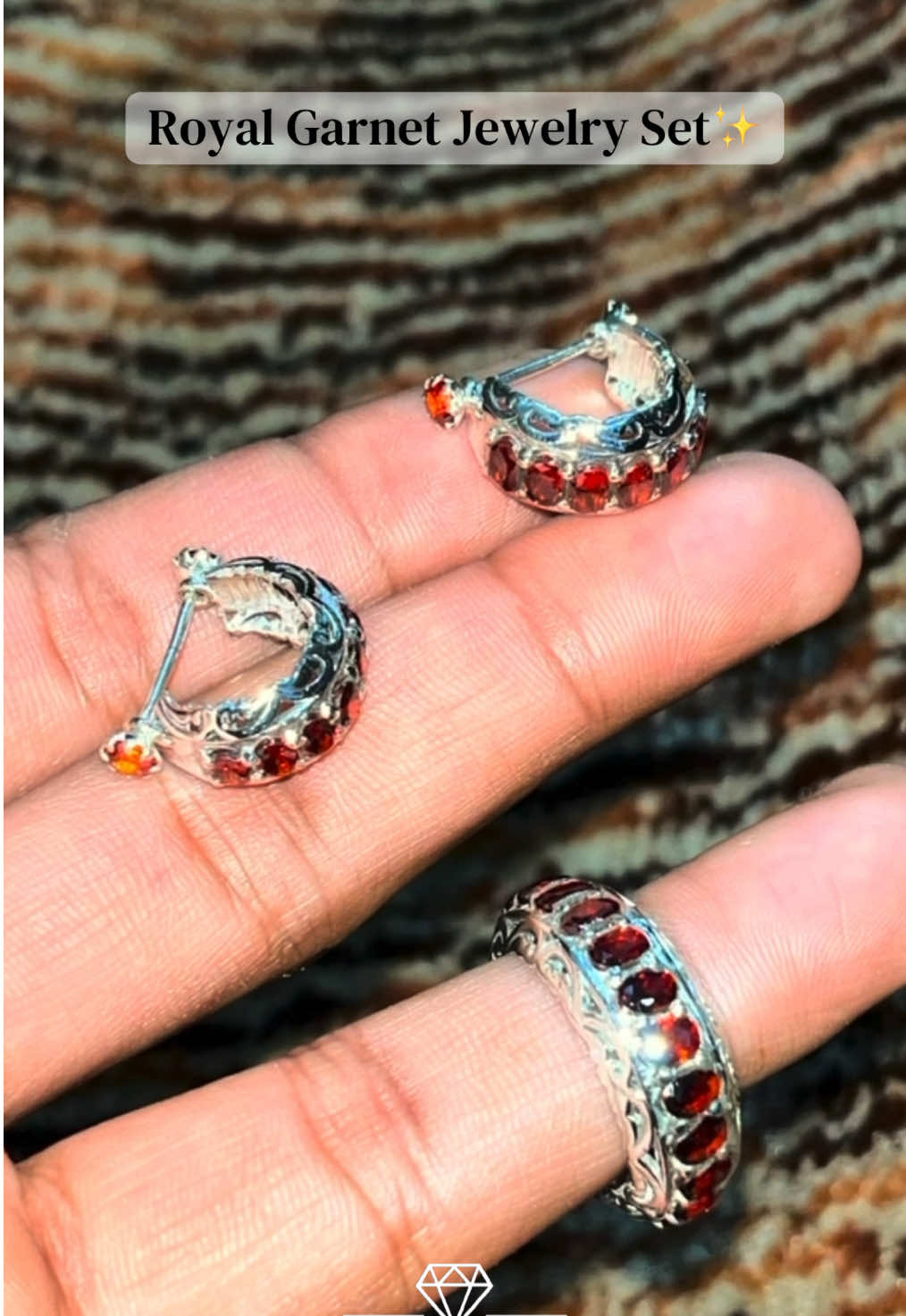 @Online Ring Stones
