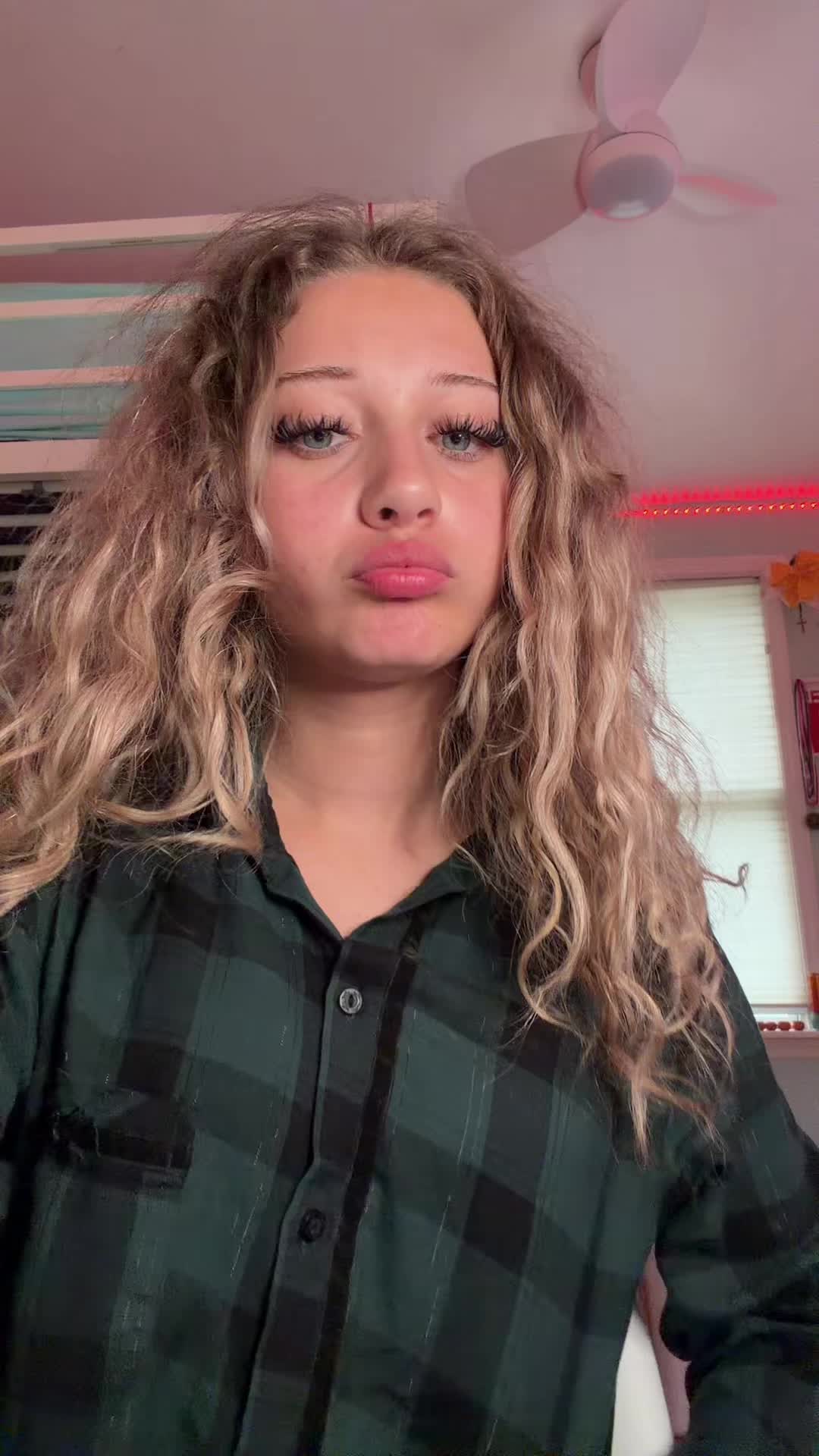@Ellie