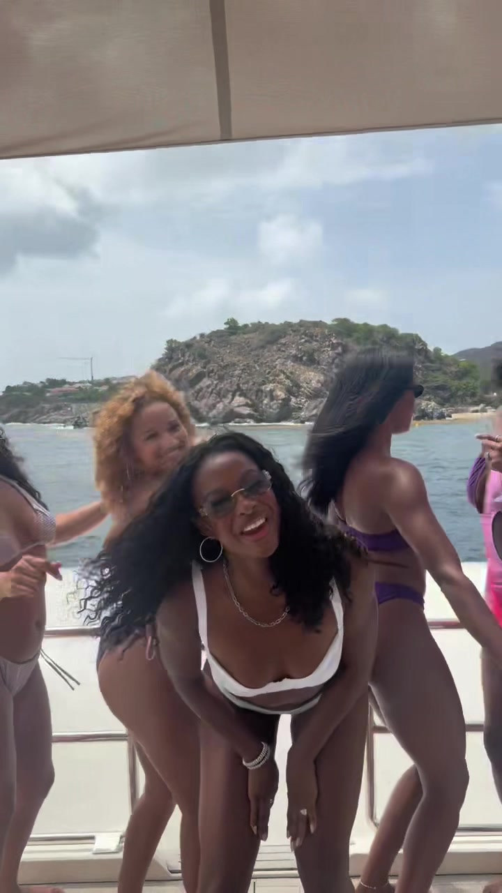 @cocojones