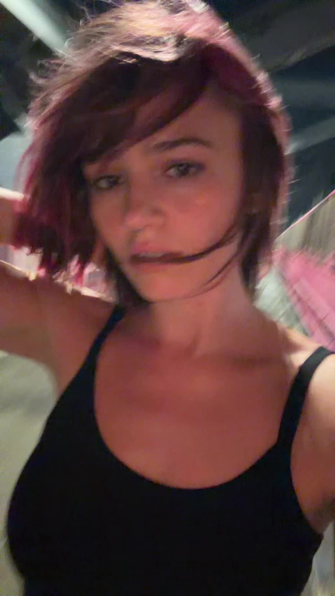 @suzyclue