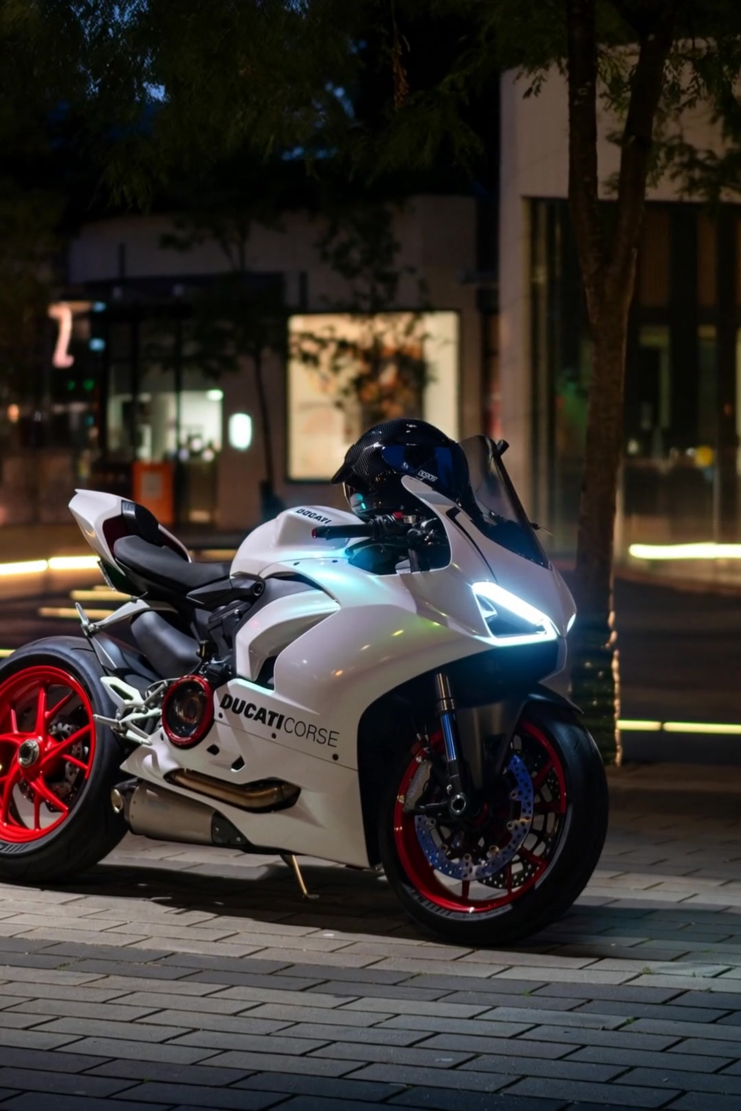 @rich.rides
