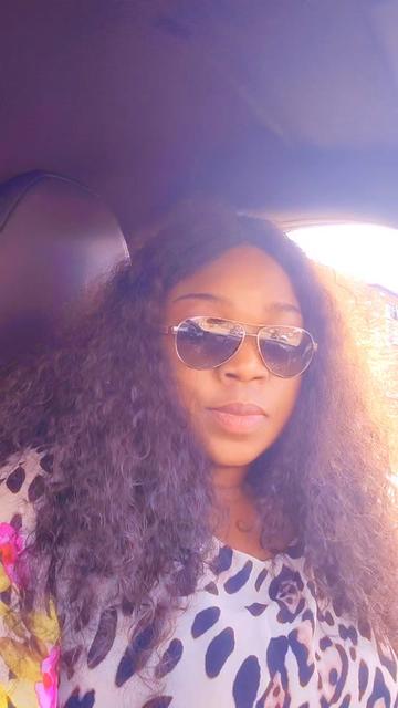 @favour_follow_me