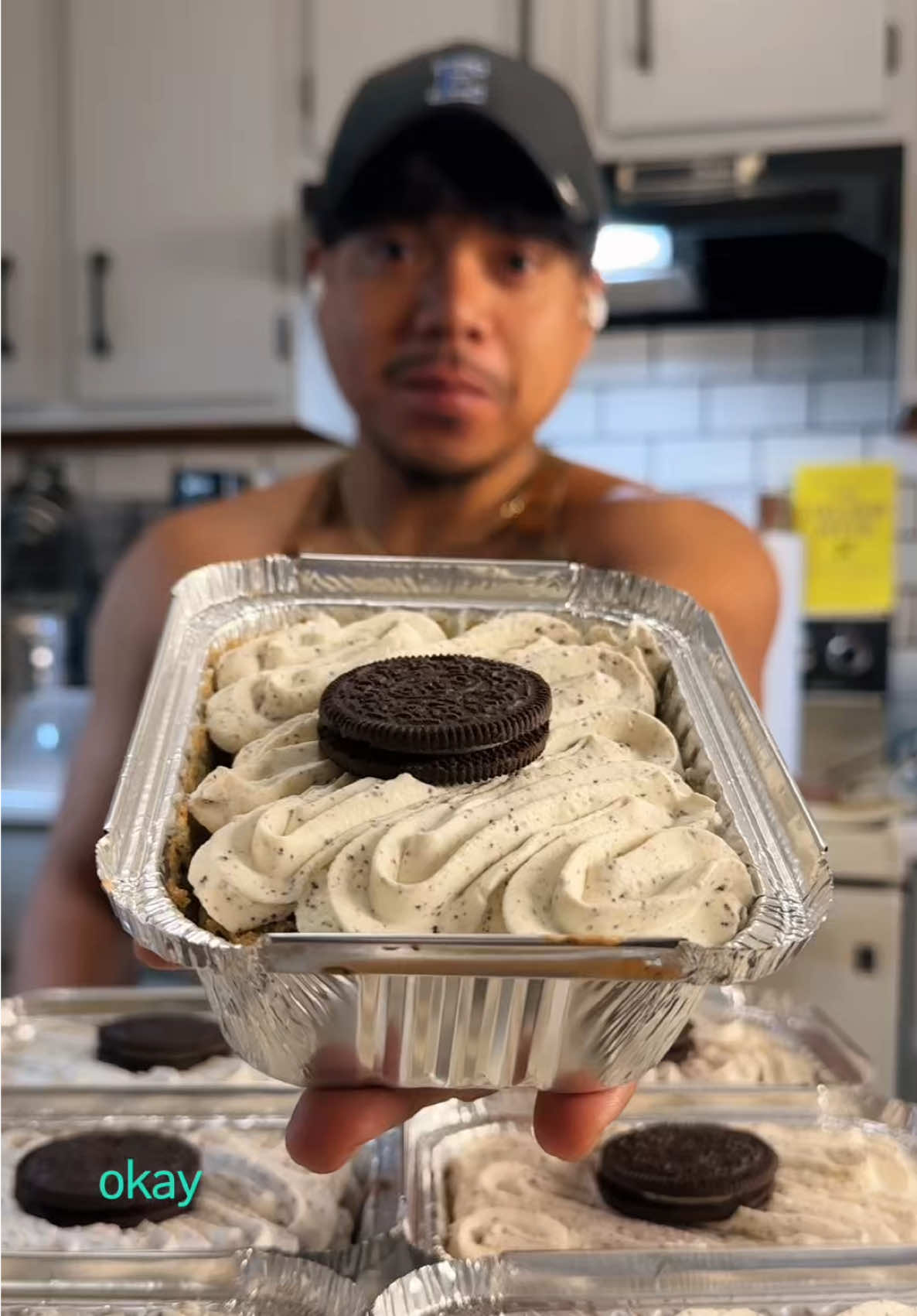 @theshirtlesshomebaker