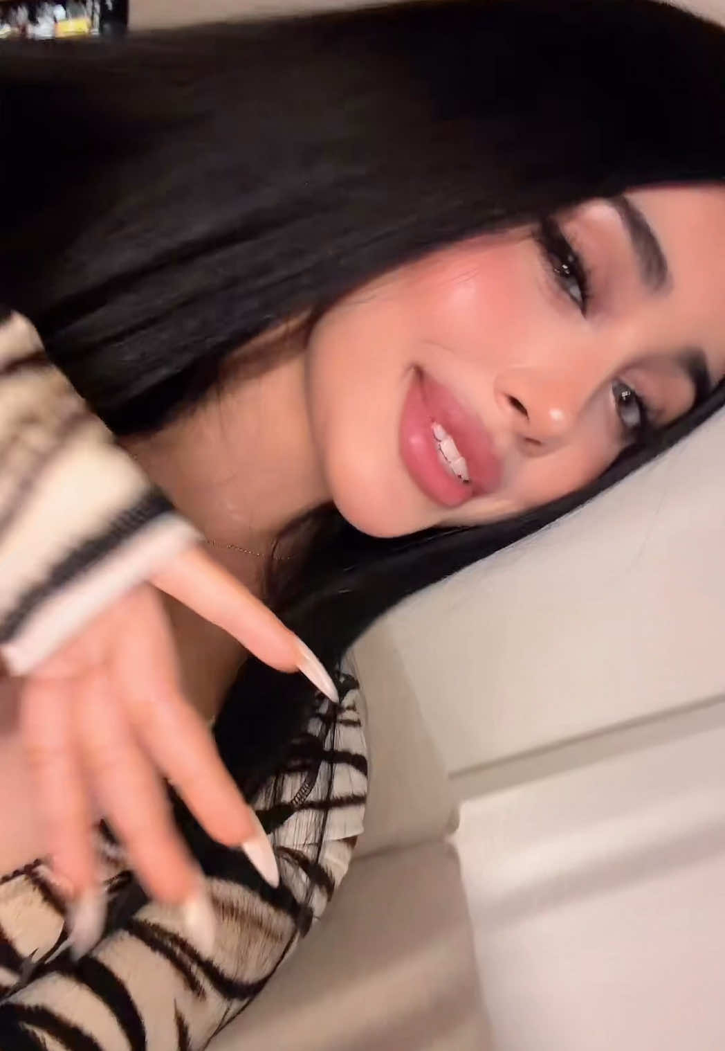 @𝖒𝖎𝖒𝖎🦅