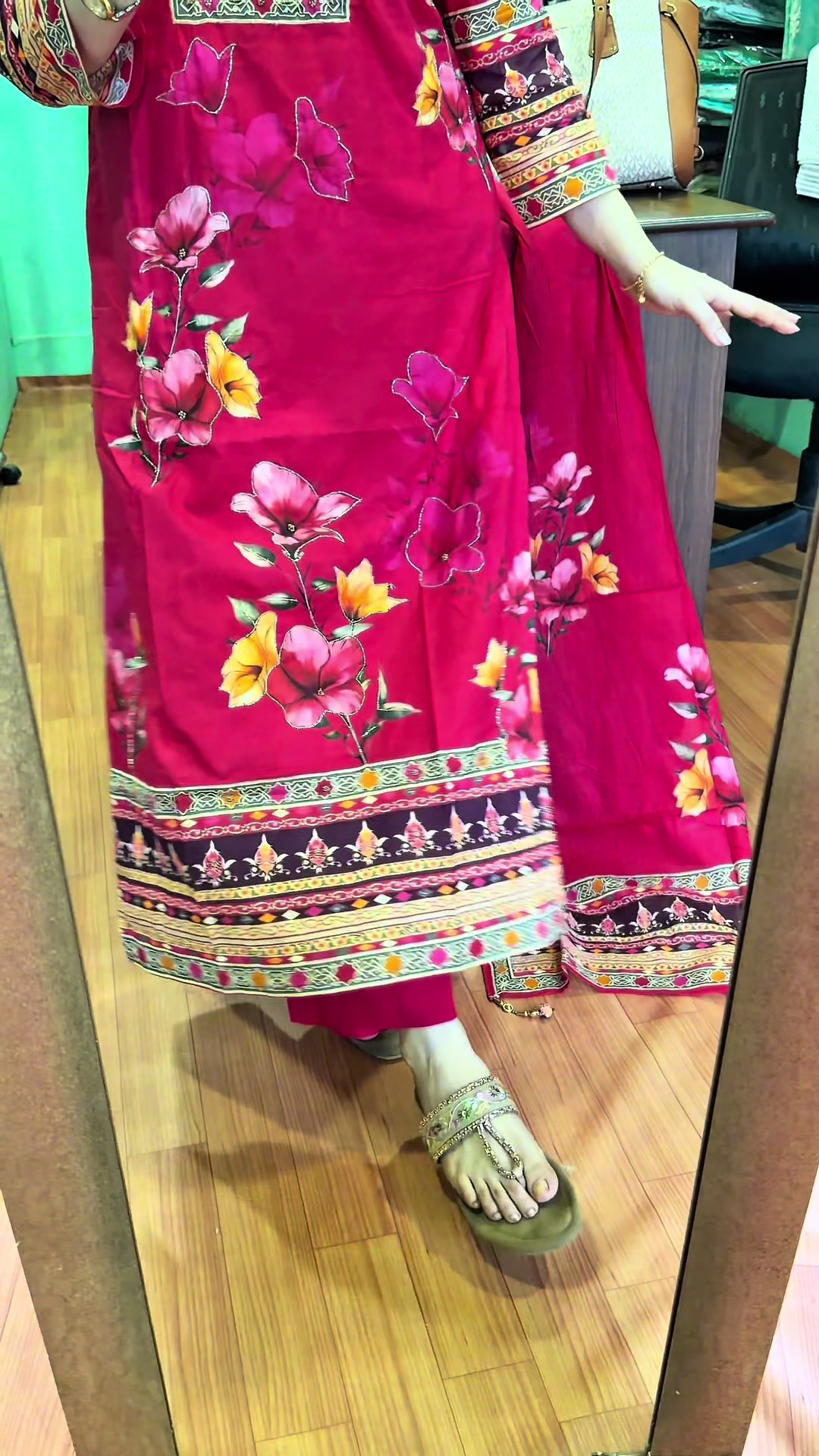 @AashmaCollection123
