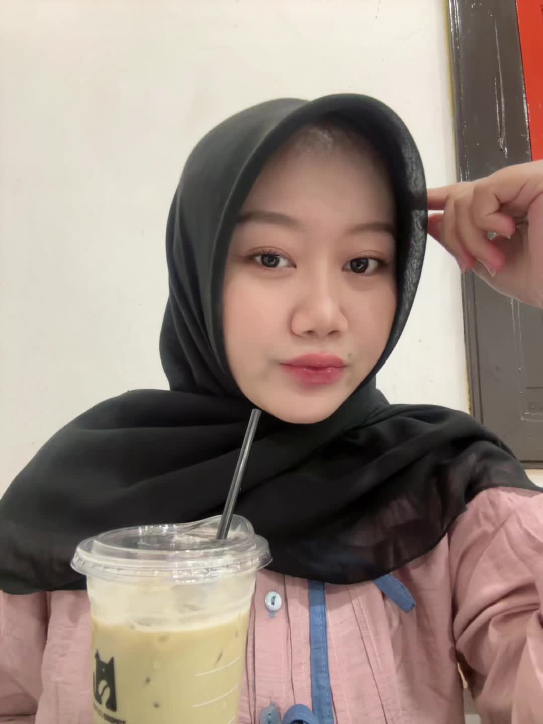 @โ ๐ ฬ. hi girll โ ๐ ฬ.