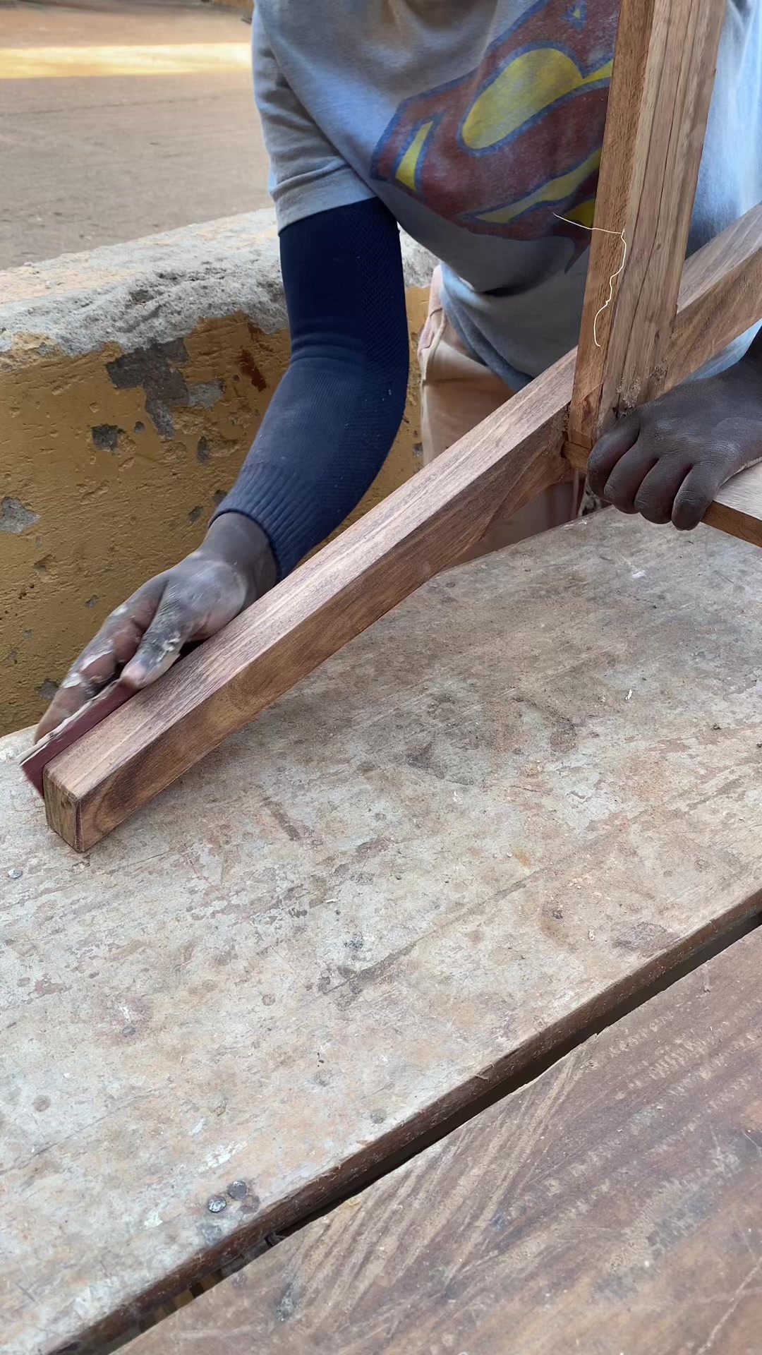 @Modern furniture 🔨🇺🇬