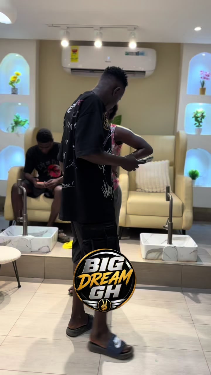 @BIG DREAM 🇬🇭🇺🇸